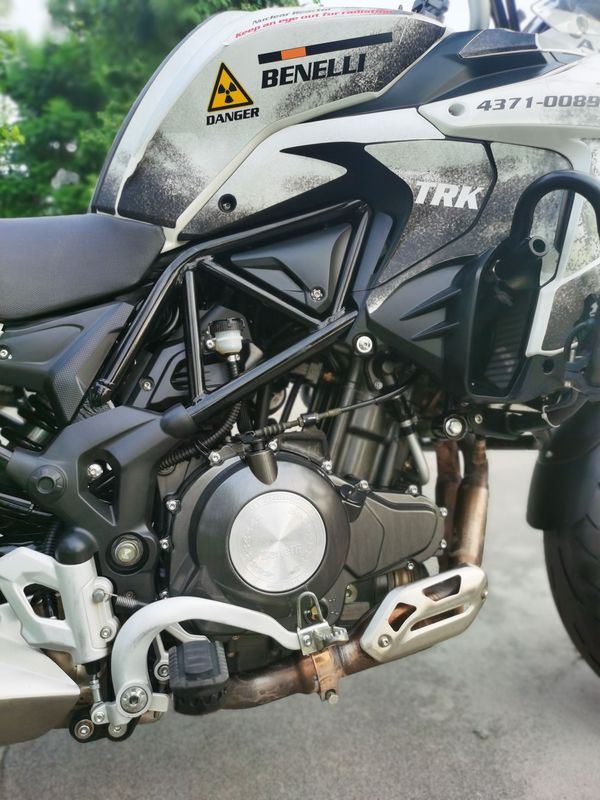 二手贝纳利金鹏 trk502