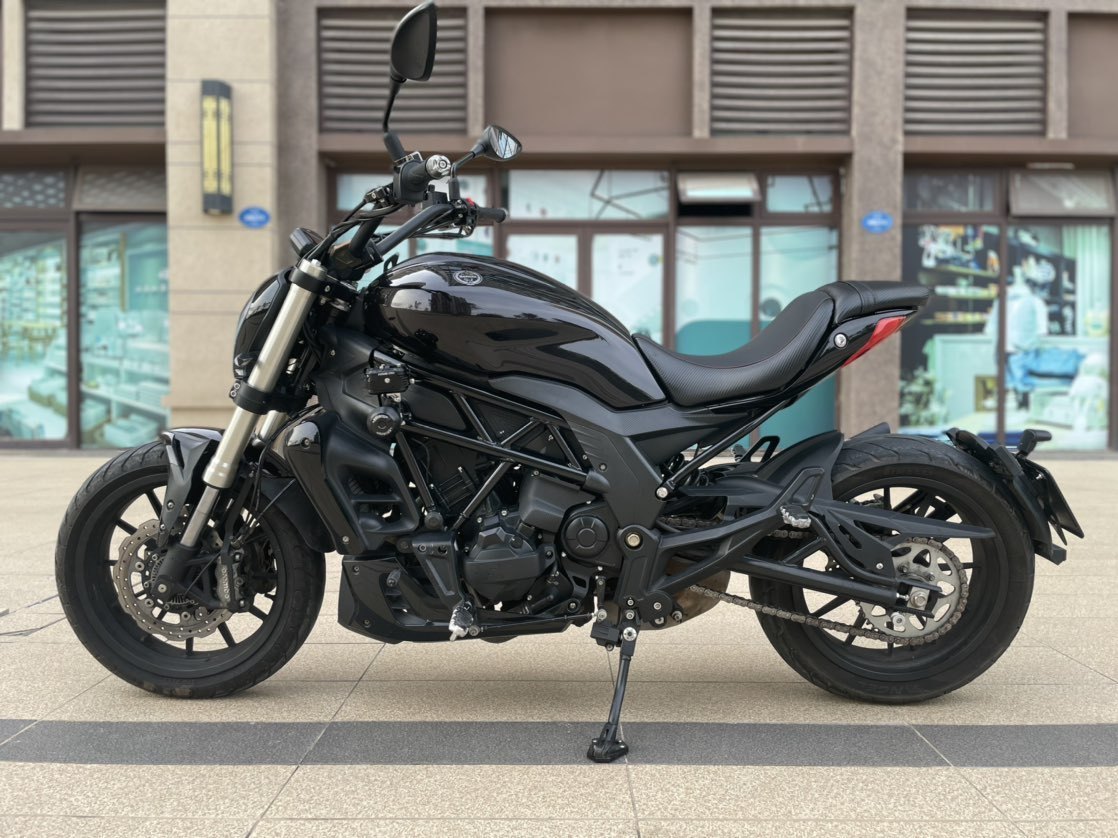 二手摩托车贝纳利 502c