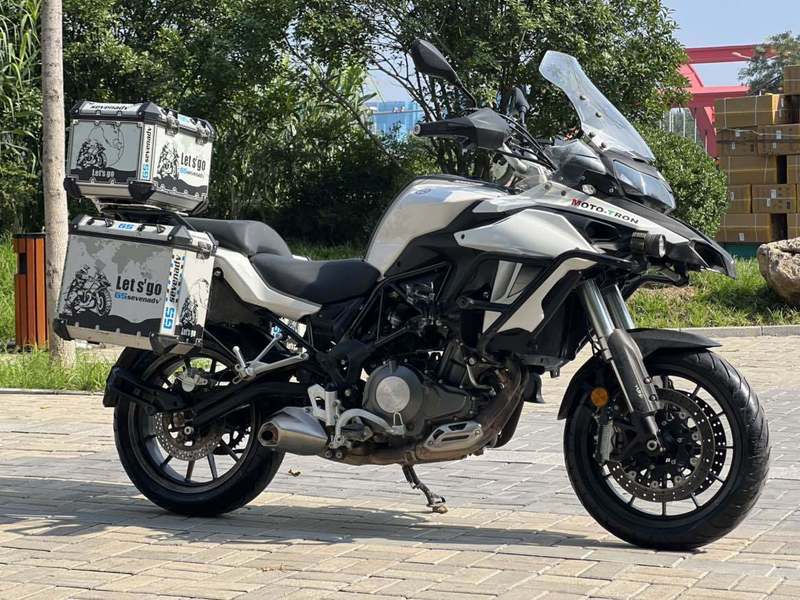 二手贝纳利金鹏 trk502