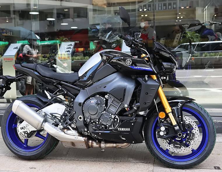 雅马哈mt-10sp 首部采用二代ohlins电子避震的车款