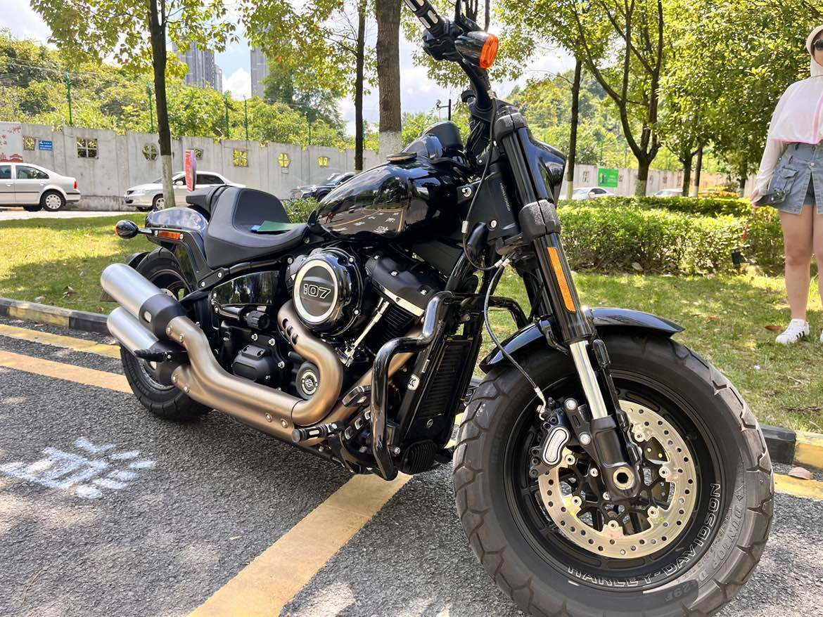 二手摩托車哈雷戴維森 肥霸 fat bob