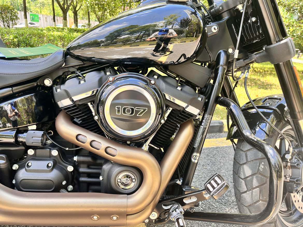 二手摩托车哈雷戴维森 肥霸 fat bob