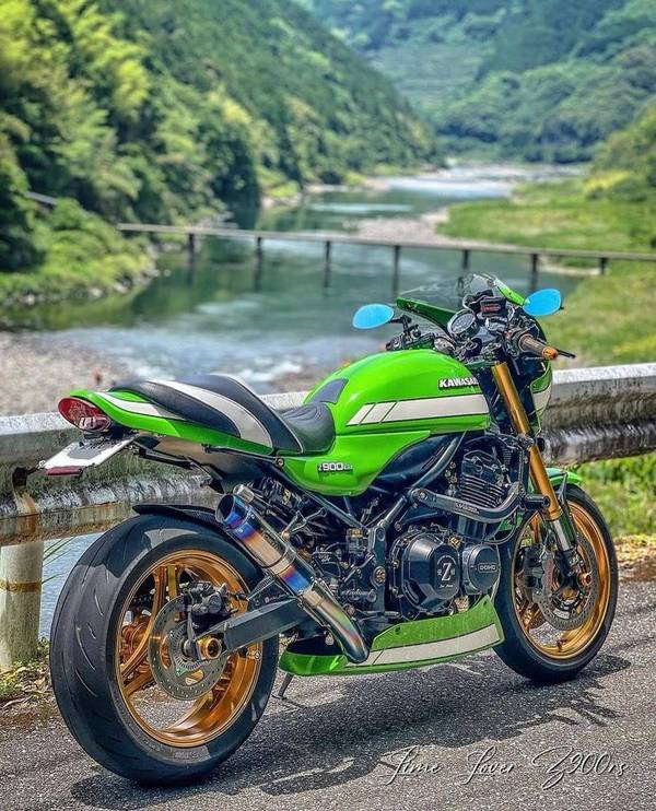 川崎z900rs,四缸复古届颜值天花板