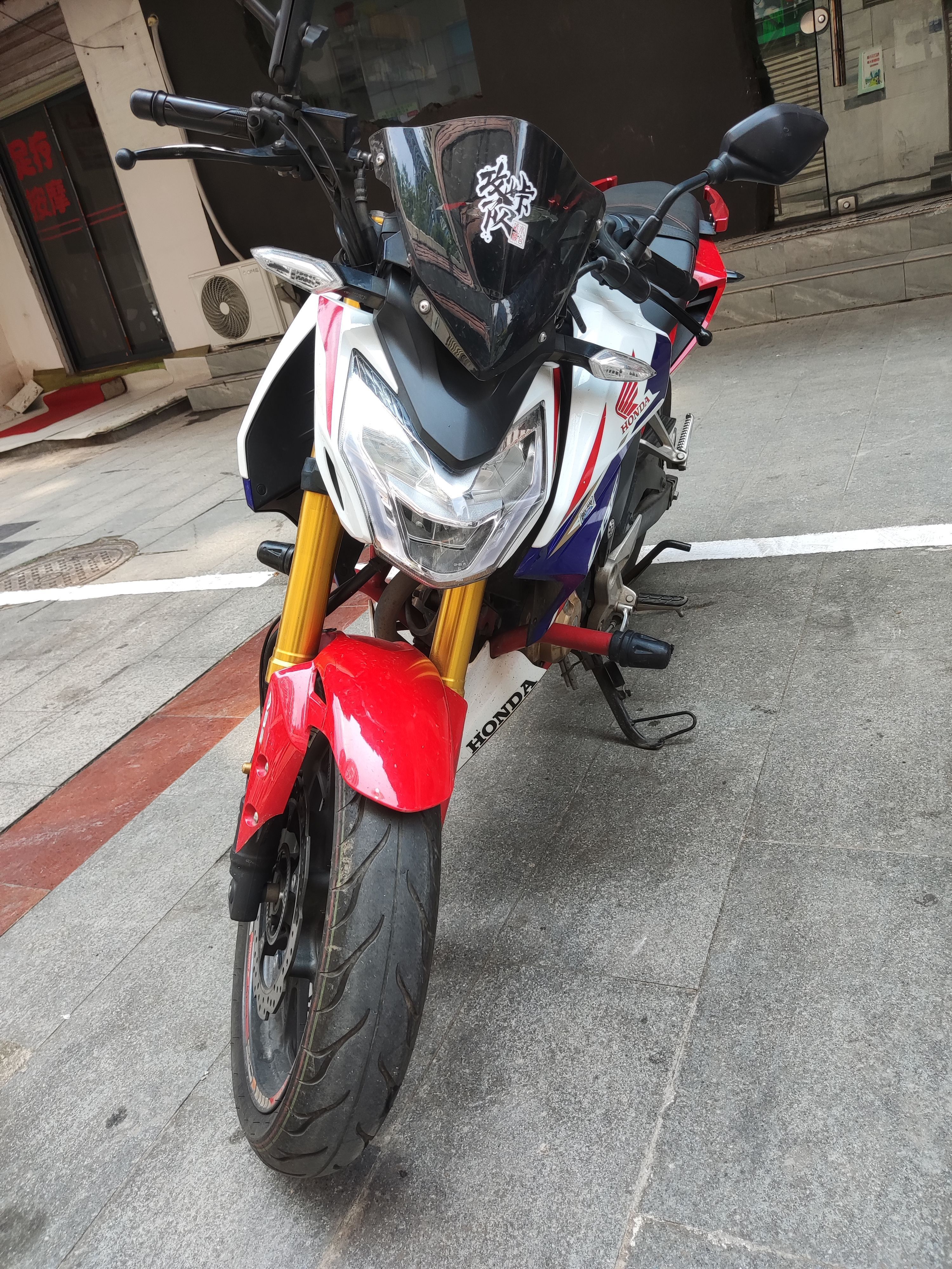 二手摩托車新大洲本田 cbf190r