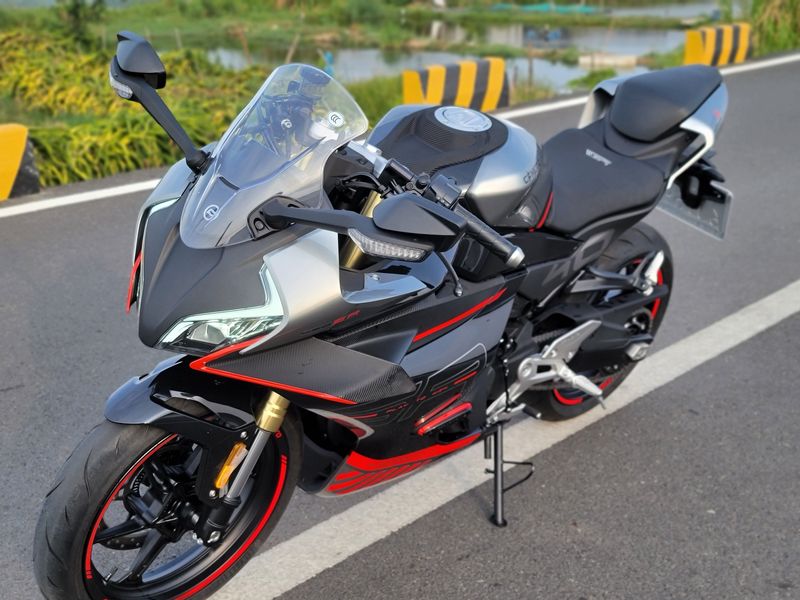 春风450sr二手摩托车_摩托范_哈罗摩托