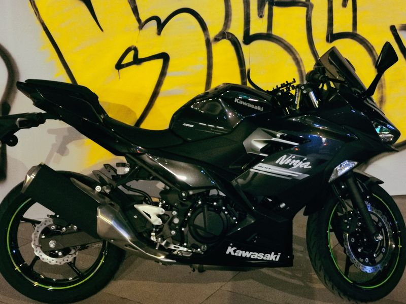 二手川崎ninja 400