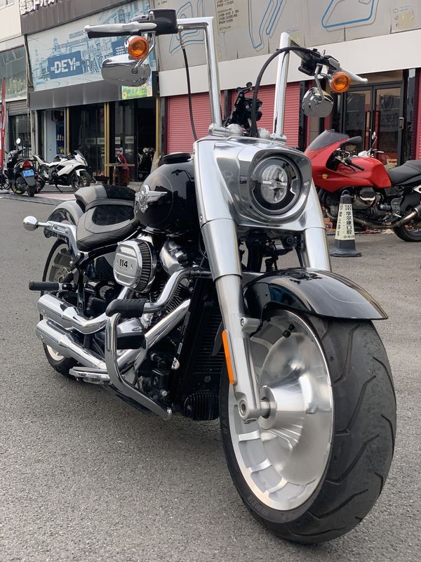 二手哈雷戴维森肥仔 fat boy