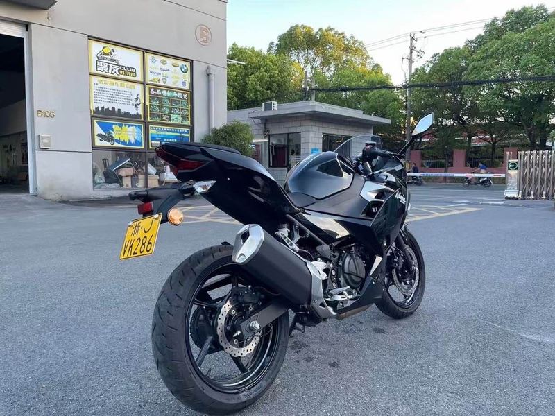 二手川崎ninja 400