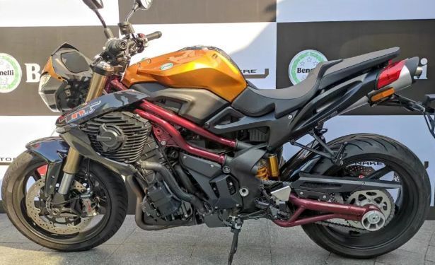 国产三缸贝纳tnt899上市售价:79800元.,摩托范-哈罗摩托