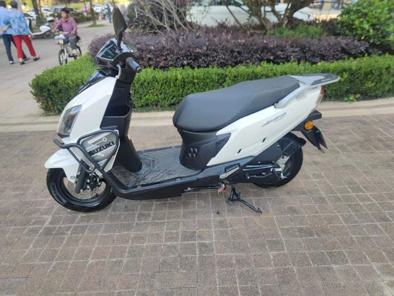 济南铃木uy125二手摩托车_摩托范_哈罗摩托