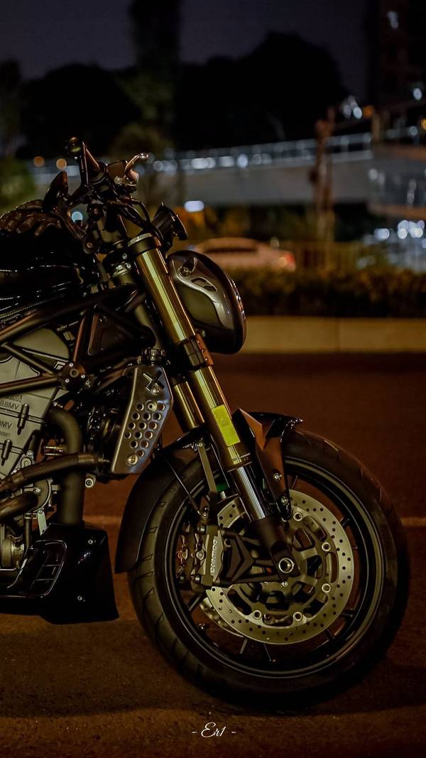 国产"大魔鬼"贝纳利752s改装案例分享