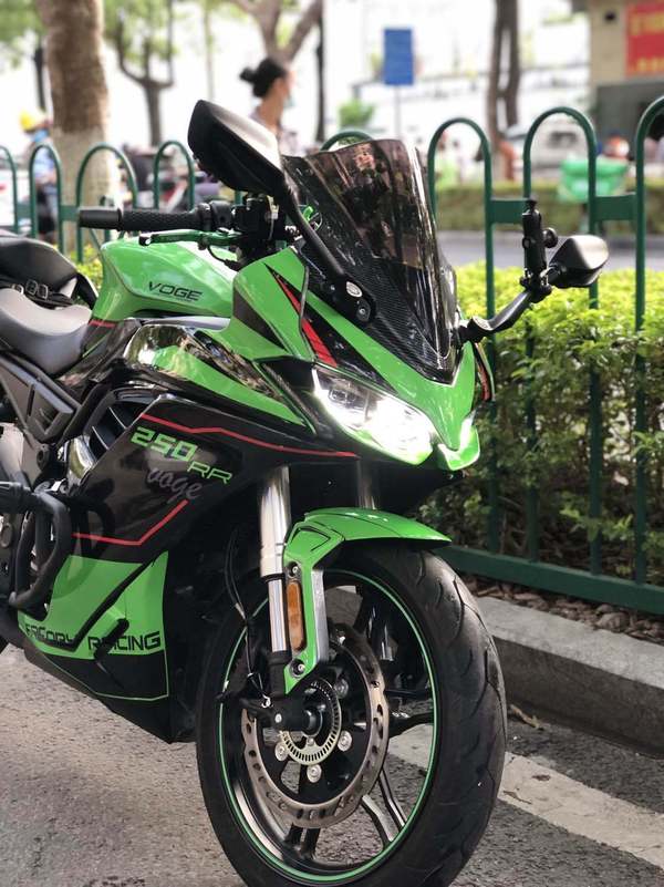 無極250rr 改川崎版畫帥不帥?