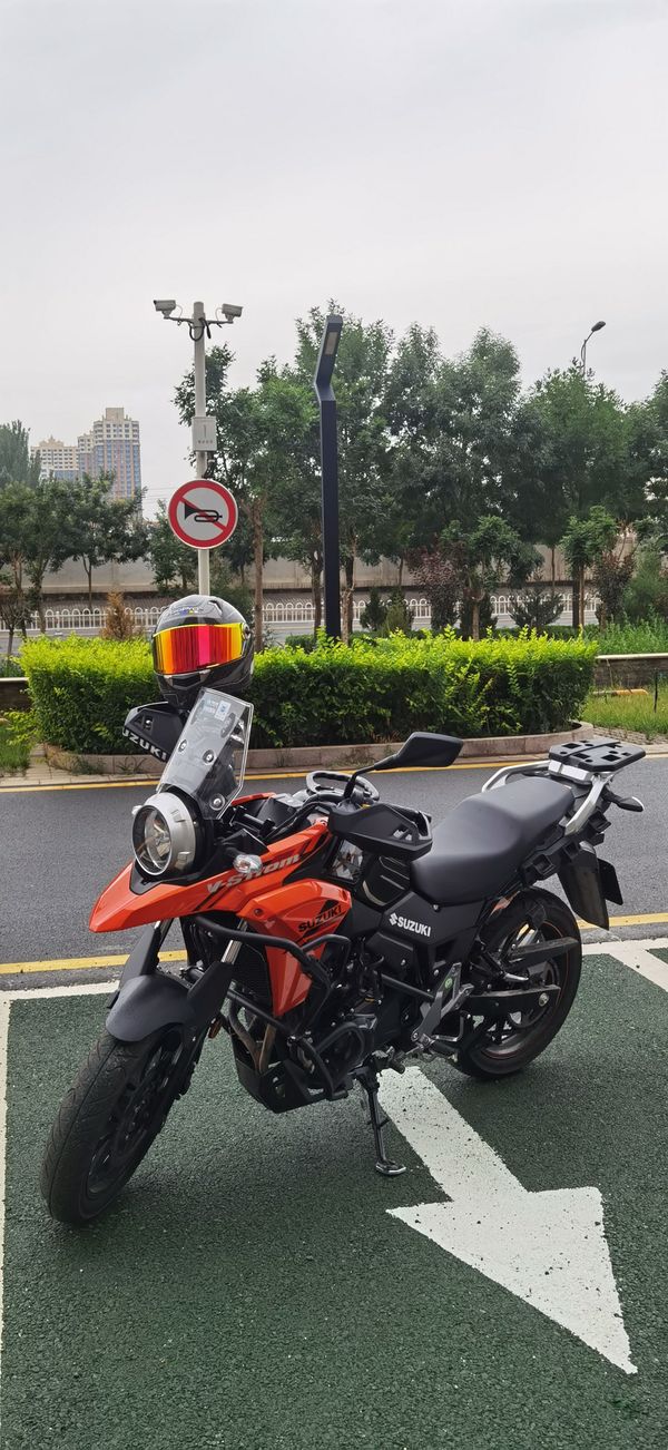 dl250不多见的2022新款橙色实拍便宜却效果好改色方案