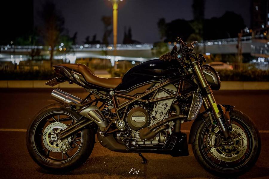 国产"大魔鬼"贝纳利752s改装案例分享