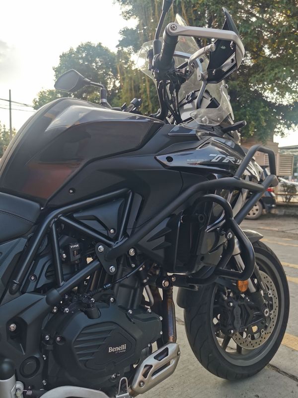 二手贝纳利金鹏 trk502