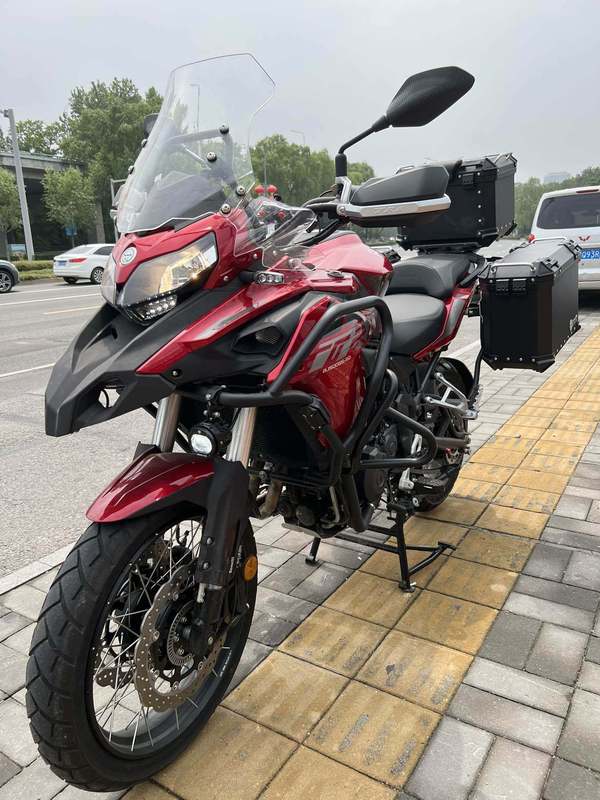 二手贝纳利金鹏 trk502