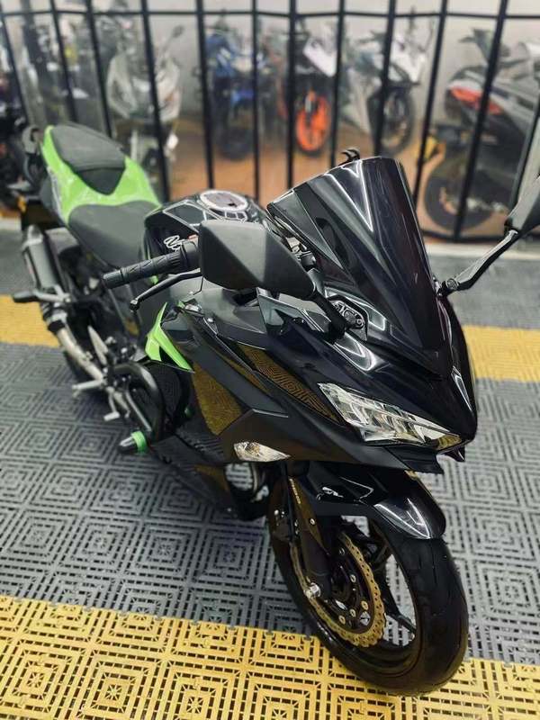 二手川崎ninja 400