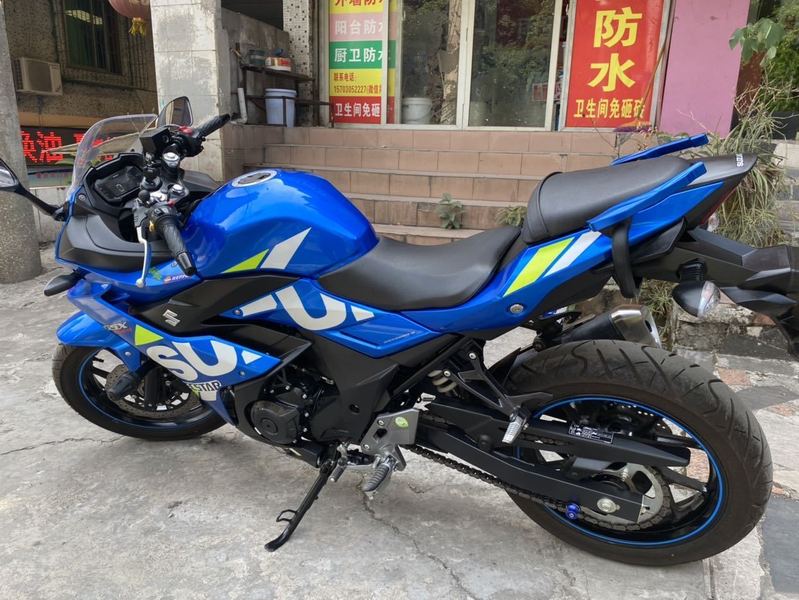 二手豪爵鈴木gsx250r