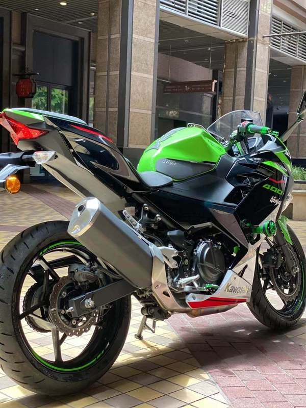 二手川崎ninja 400