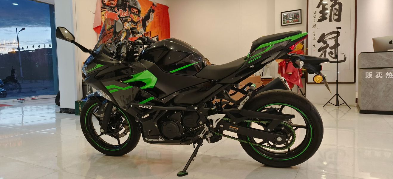 二手川崎ninja 400