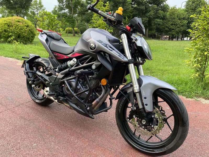 qjmotor追350二手摩托车_摩托范_哈罗摩托