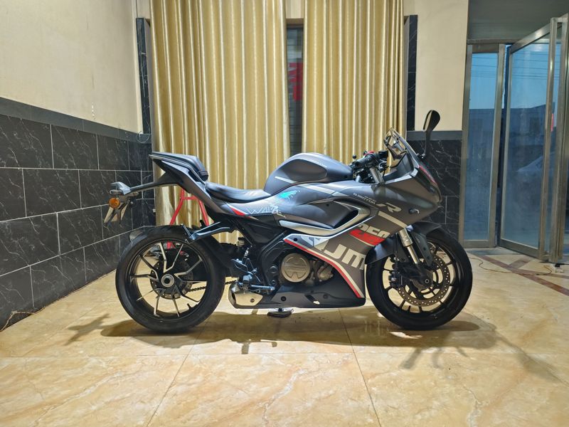 qjmotor赛250二手摩托车_摩托范_哈罗摩托