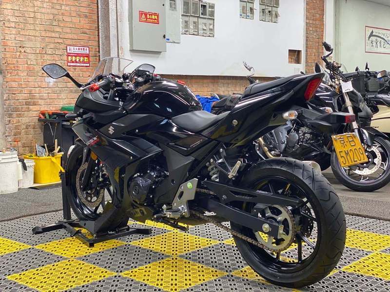 二手豪爵鈴木gsx250r