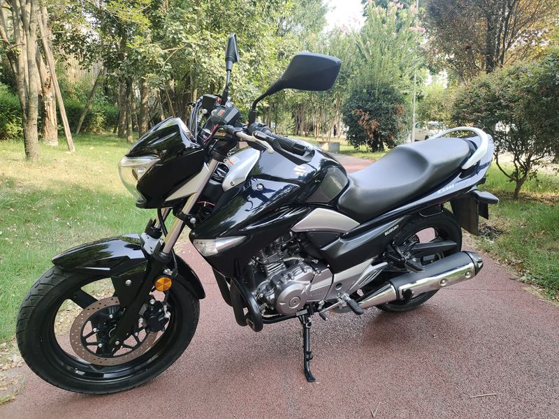 二手豪爵铃木骊驰 gw250