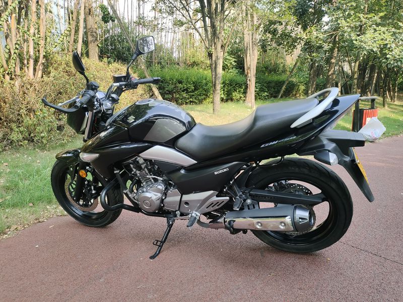 二手豪爵铃木骊驰 gw250