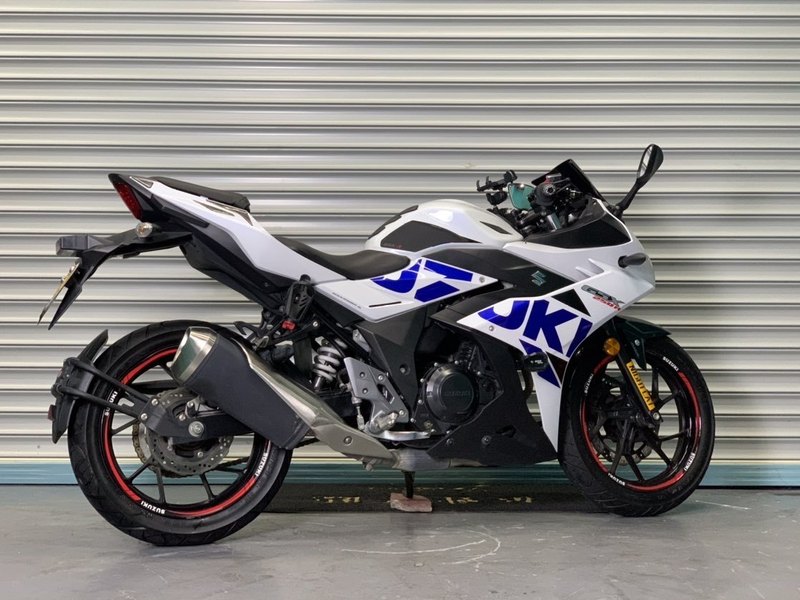 二手豪爵鈴木gsx250r