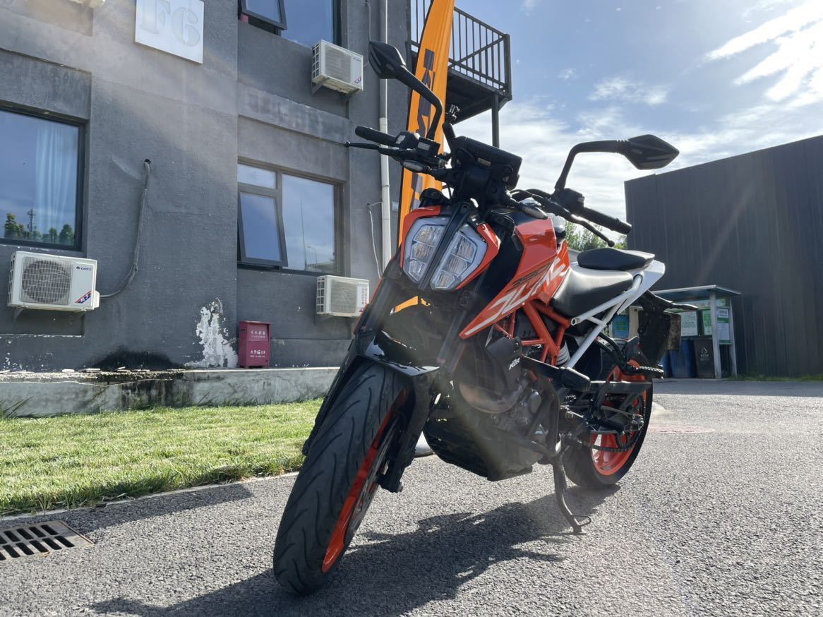 二手摩托车ktmr2r 390 duke