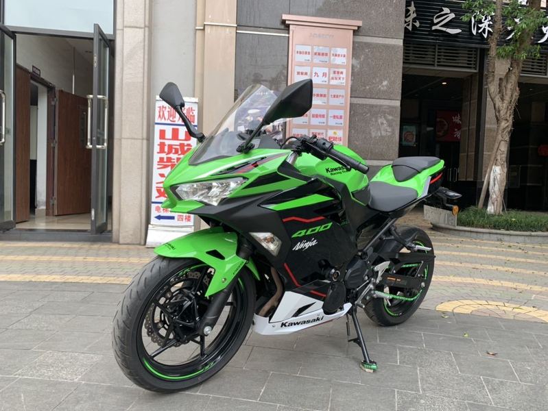 二手川崎ninja 400