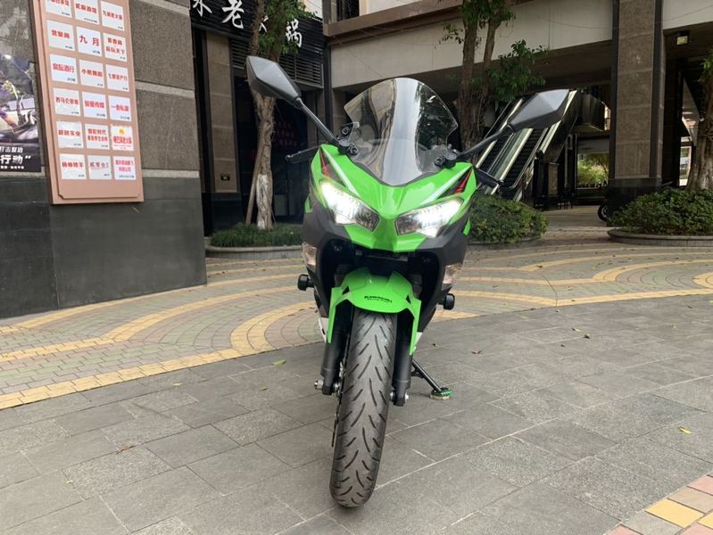 二手川崎ninja 400