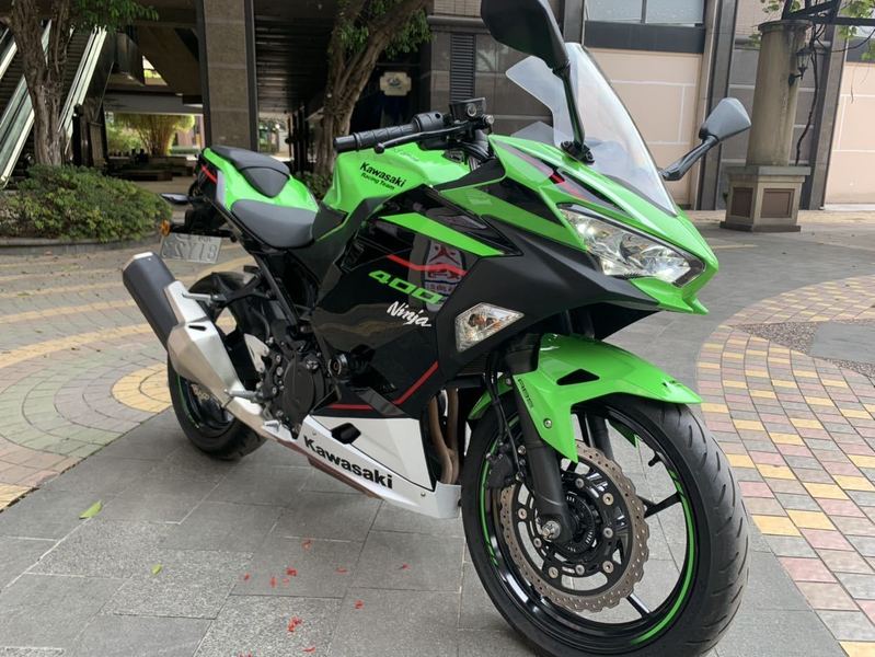 二手川崎ninja 400