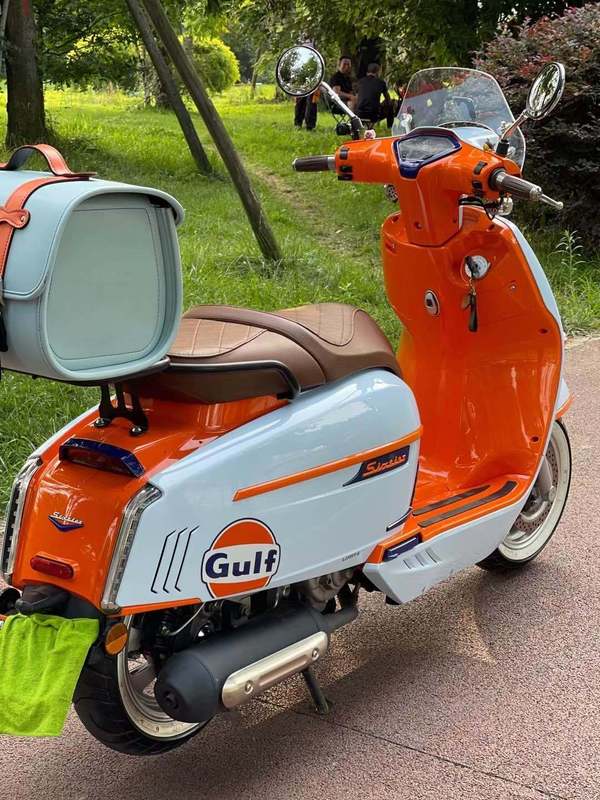 维多利亚sixties 300i二手摩托车_摩托范_哈罗摩托