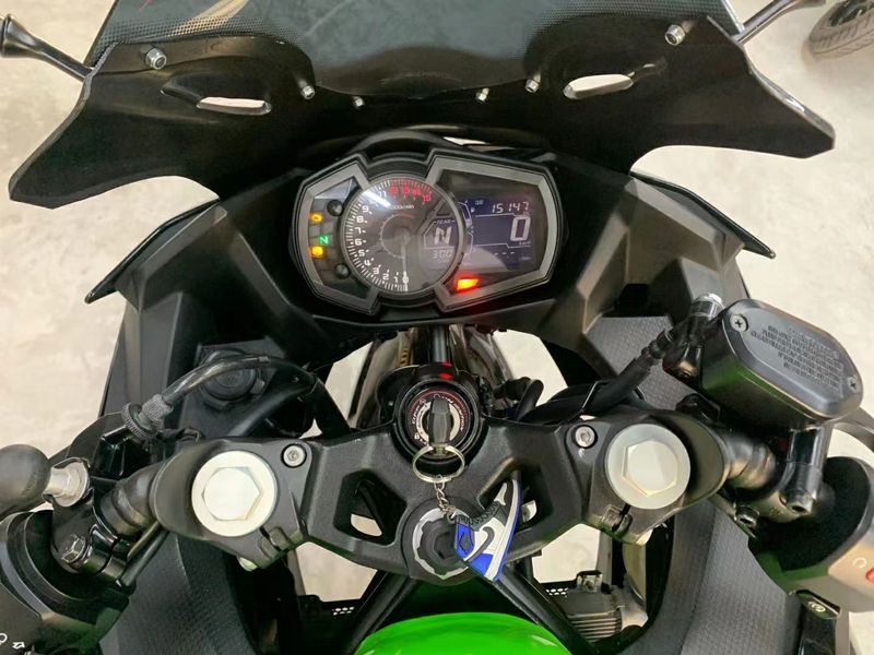 二手川崎ninja 400