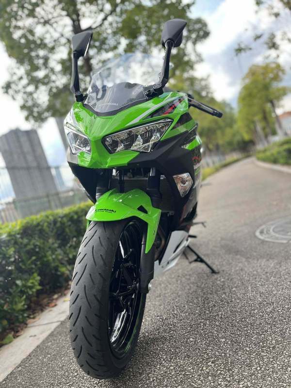 二手川崎ninja 400