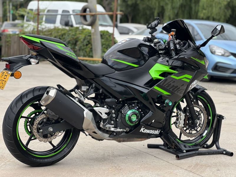 二手川崎ninja 400