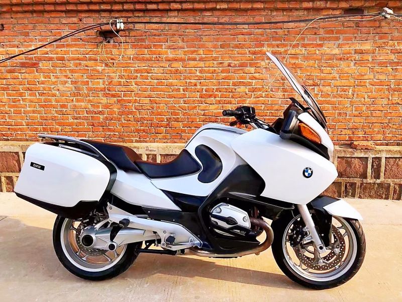 宝马600cc摩托车图片