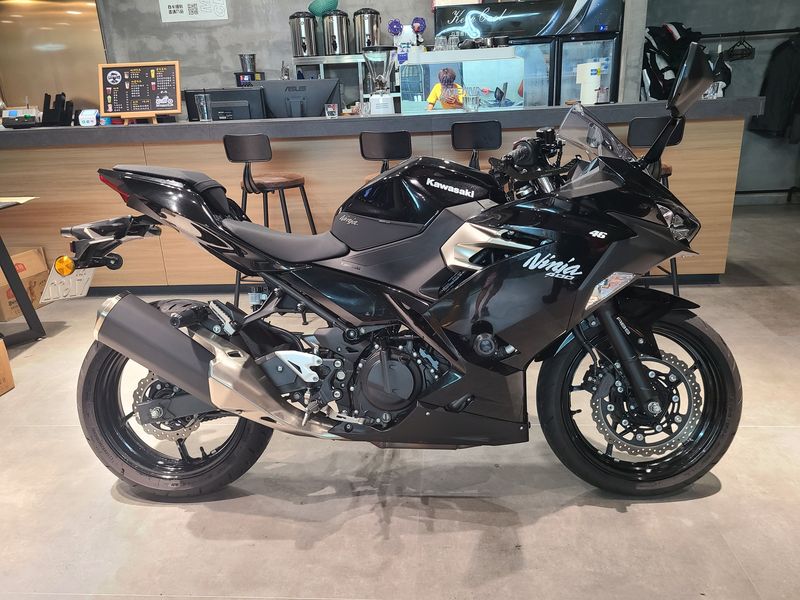 二手川崎ninja 400