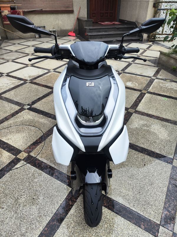 极核ae8二手摩托车_摩托范_哈罗摩托