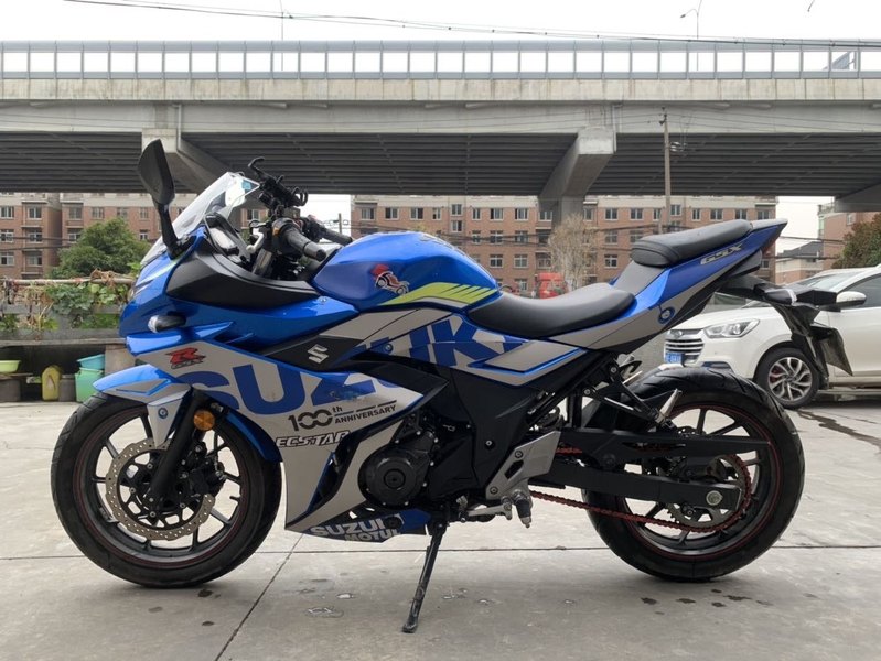 二手豪爵鈴木gsx250r