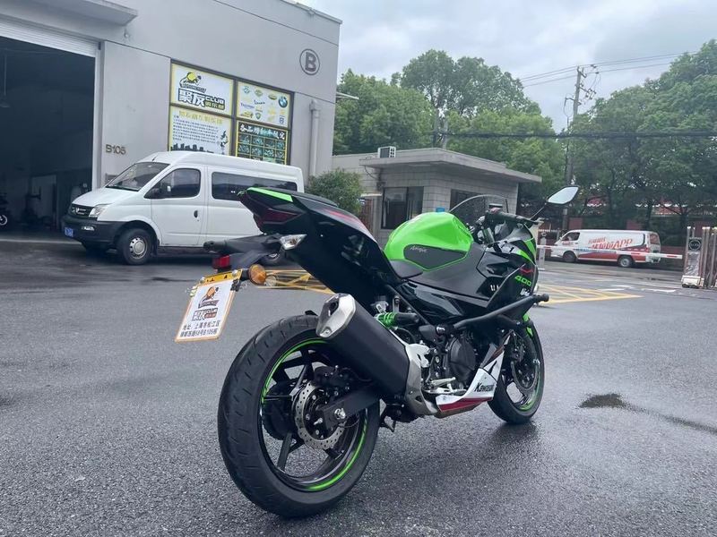 二手川崎ninja 400