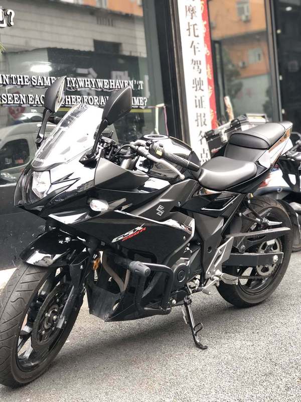 二手豪爵铃木gsx250r