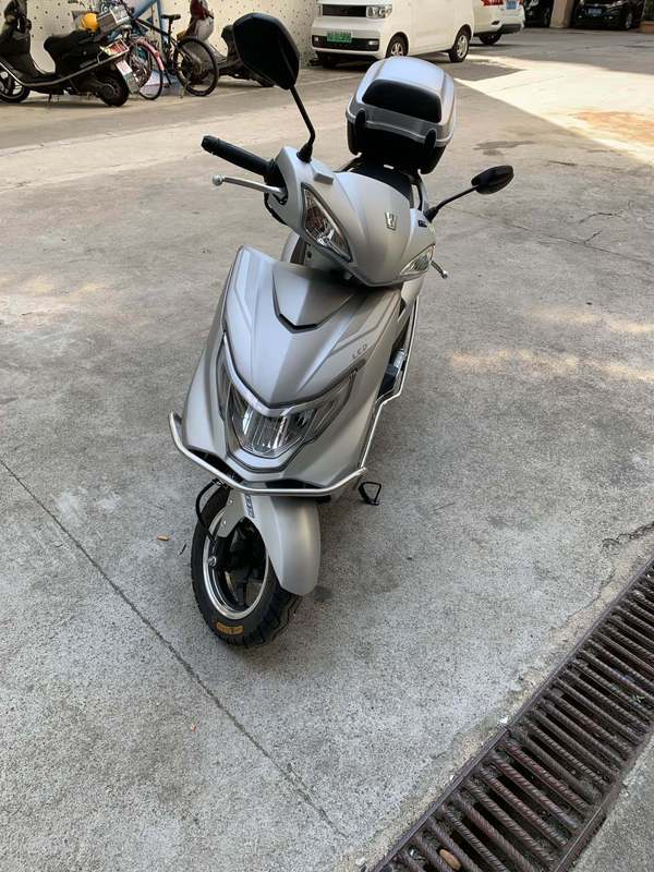 一台高性价比的豪爵100c踏板车