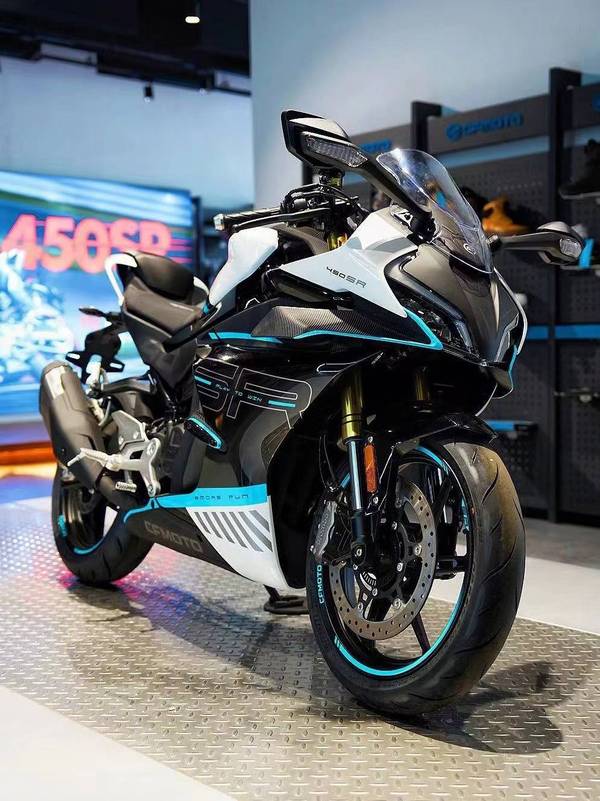 体验春风450sr 颜值升级 实力能打 附落地价格体感