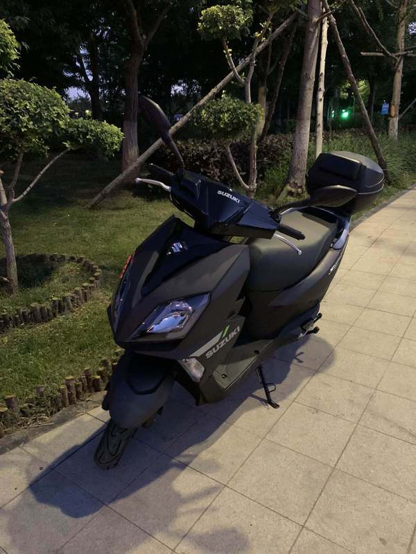 人生第一辆摩托—铃木uy125