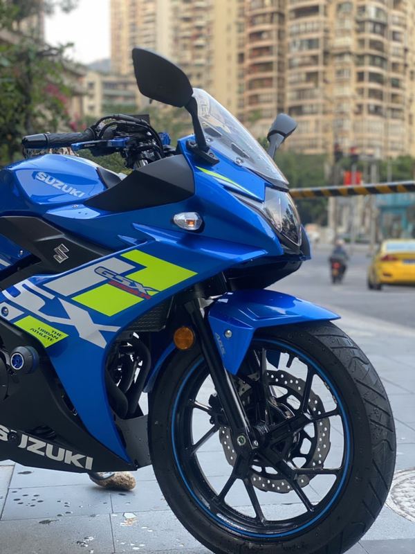 二手豪爵鈴木gsx250r