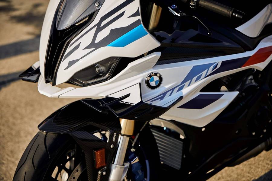图赏| 动力操控再升级 23款bmw s1000 rr亮相