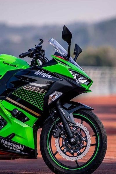 川崎ninja400摩托车,一款女生都喜爱的猛兽!